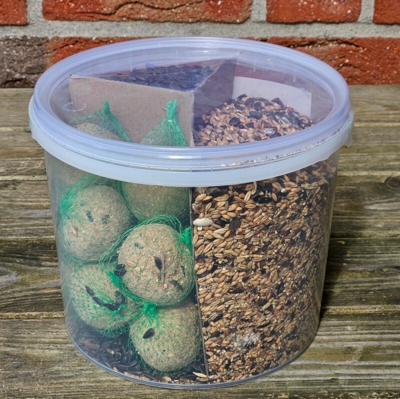 Vogelfutter Mix Eimer 3 kg Vogelfutter Meisenfutter schwarze Sonnenblumenkerne