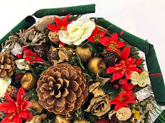 Grabkranz Zapfen Natur künstliche Tanne Rosen Allerheiligen TotensonntagFriedhof