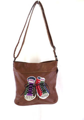 Mahel Schultertasche Braun Turnschuhmotiv Sneaker Umhängetasche Tasche