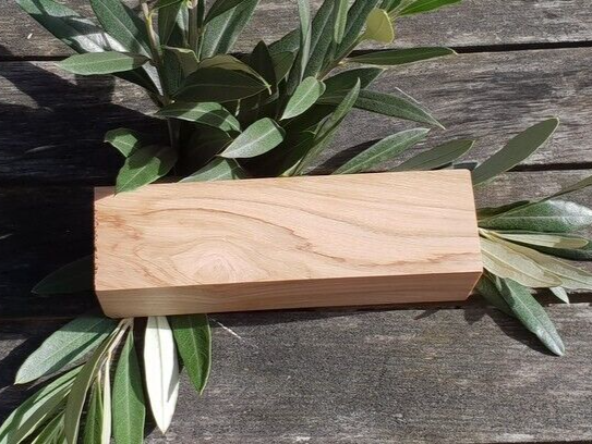 Olivenholz Schnitzholz Rohling Massivholz 40x40x140 mm 2 Stück Carving Kantel