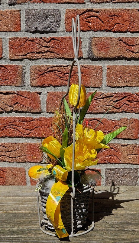 Casa-Poador Ostergesteck Gelb Kunstblumen Osterglocken Eier Hasengestell Deko