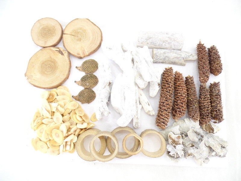 Natur Deko Sortiment Mix 250 g Zapfen Baum / Holzscheiben Äste Bambusringe Igel