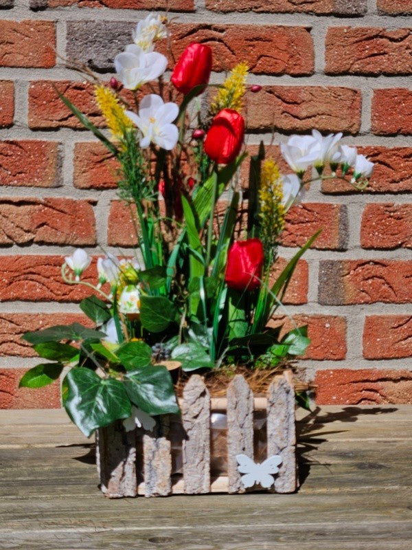 Casa-Poador Gesteck Kunstblumen Naturgefäß Tulpen Frühling FroschfigurDekoration