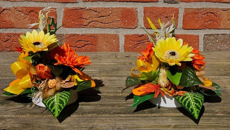 Gesteck 2 x Seide Gelb Orange Kunstblumen Sonnenblume Gerbera rund 25 cm Herbst