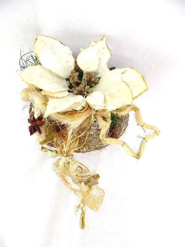 Weichnachtsstrauß Creme Weihnachtsstern künstliche Accessoires Sterne Kugeln