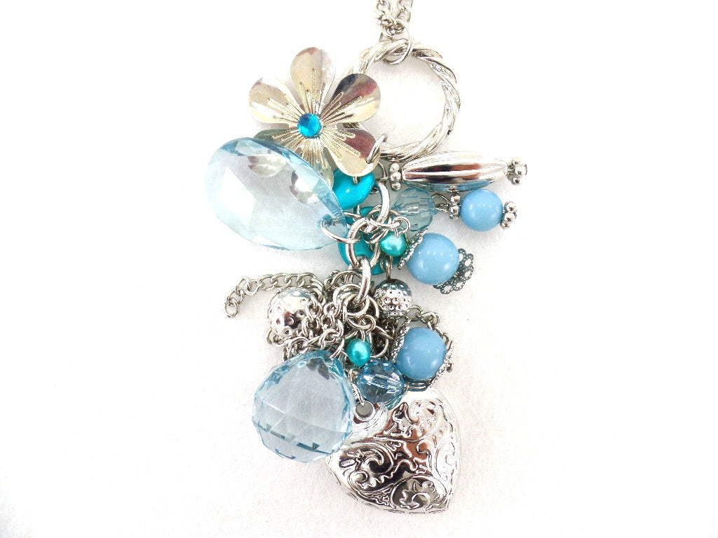Halskette Schmuck - Art Perlen Blau / Türkis mit Herz / Blume Anhänger Schmuck