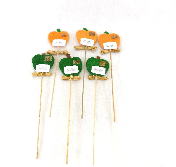 Blumenstecker Apfelmotive 24 Stück je 12 in Orange 12 Grün 30 cm L. am Stab Deko