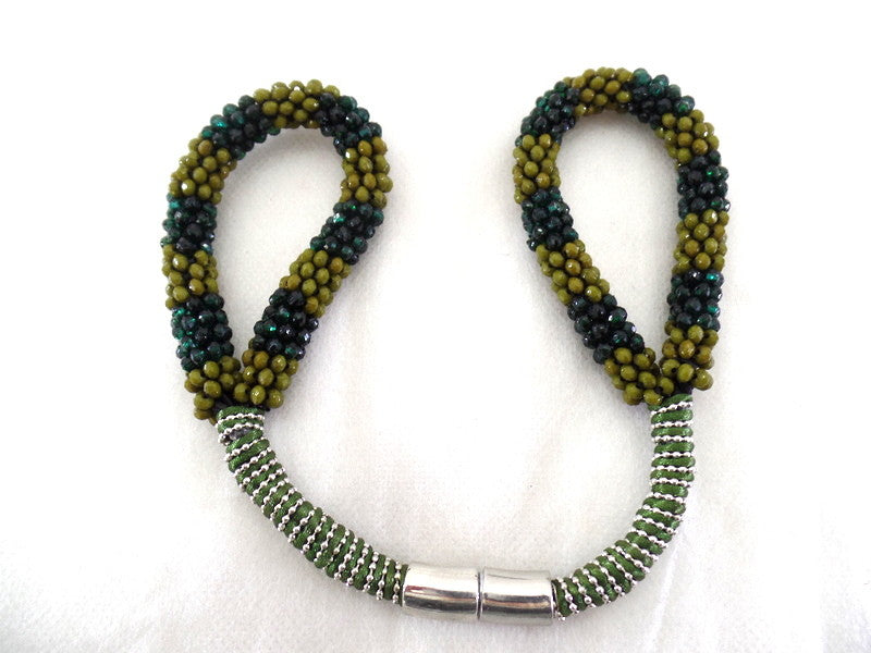 Fashion Jewelry Grün Olivgrün Armband Modeschmuck Magnetverschlus PerlenKnoten