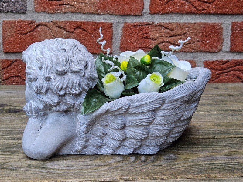 Casa-Poador Gesteck künstlich in Engelschale Beton Weiß Grau Kunstblumen 14 cm H