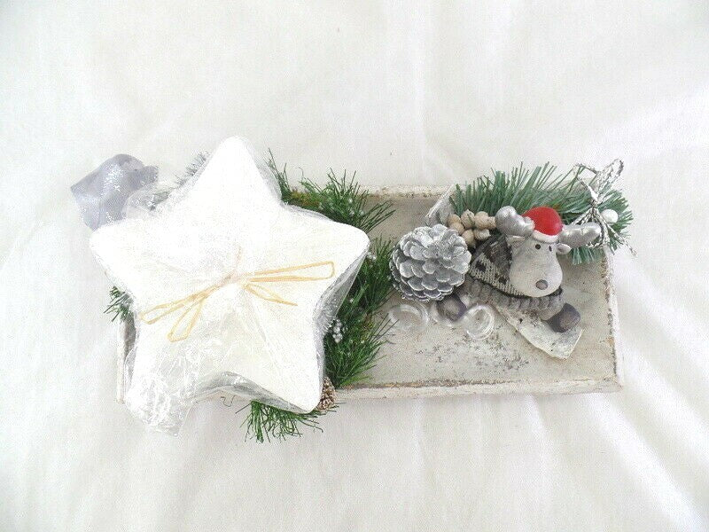 Adventsgesteck Weihnachten Tischschmuck Kerze Weiß Grau Silber Elchfigur