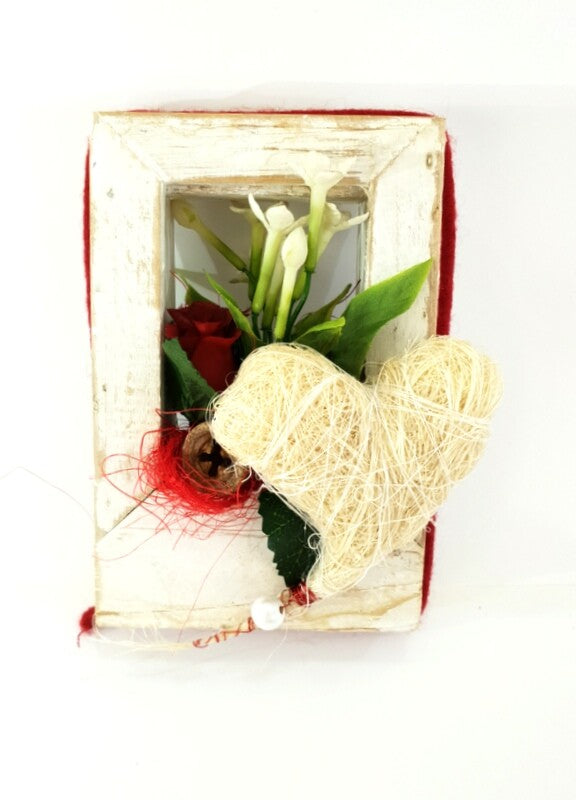 Holz Bilderrahmen Vintage Shabby Gesteck Rot Weiß Rose Sisalherz Kunstblumen