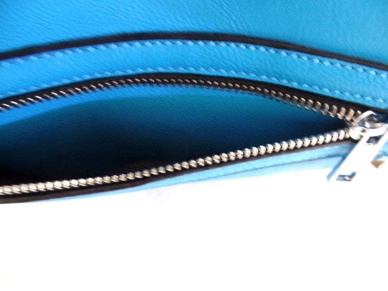 Mahel Schultertasche Hellblau Umhängetasche Lederimitat Magnet / Reißverschluss