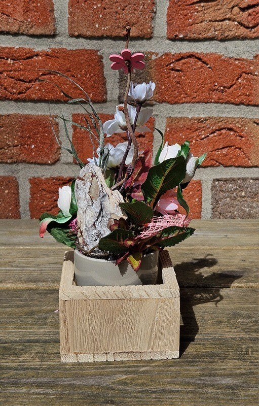 Casa-Poador Künstliches Gesteck  Kunstblume in Holzkästchen Blume  Geschenk Deko