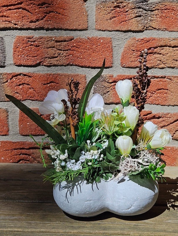 Casa-Poador Herzgesteck künstlich Beton Weiß Creme Grau Kunstblumen 20 cm H Herz