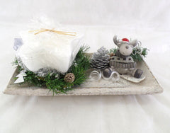 Adventsgesteck Weihnachten Tischschmuck Kerze Weiß Grau Silber Elchfigur