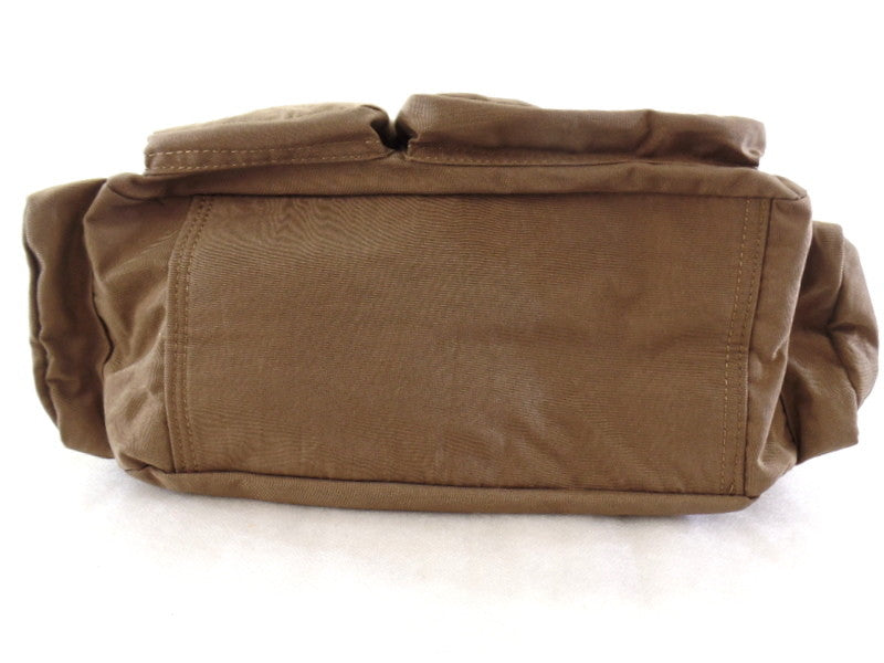 Bag Street Tasche Kaki Umhängetasche Reißverschluss viele Fächer Damentasche
