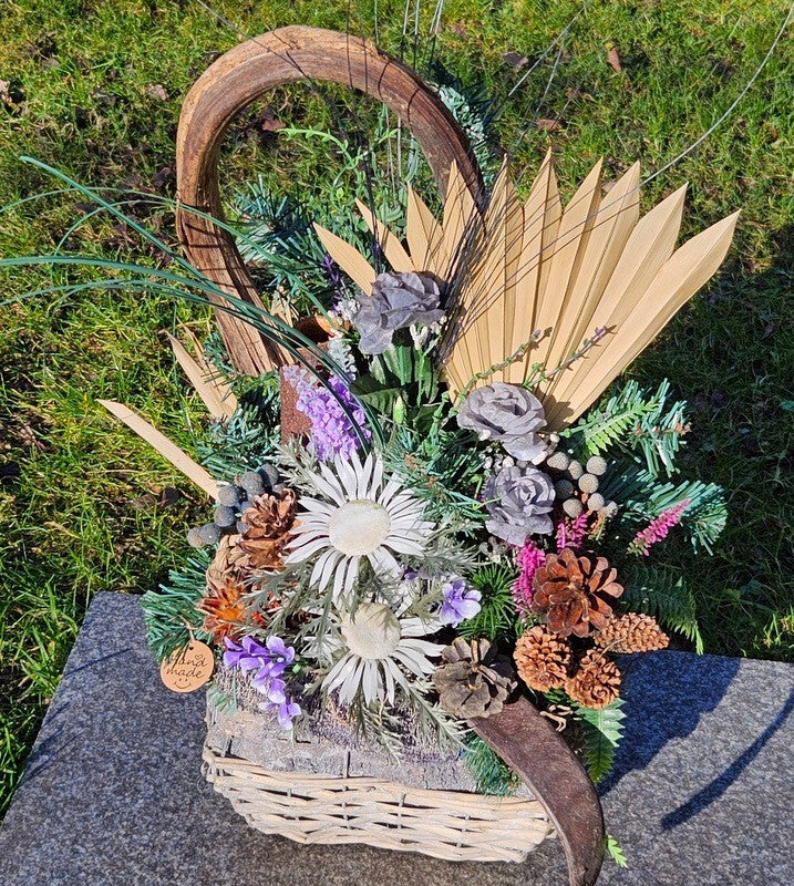 Casa-Poador Grabschmuck Grabgesteck Blau Weiß Wachsrose Kunstblumen Friedhof