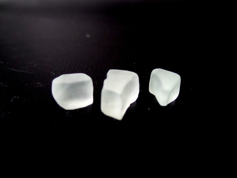 Mosaik 650 g tranzparent matt unregelmäßig Crush Glas Milchglas 630 Steine Glas