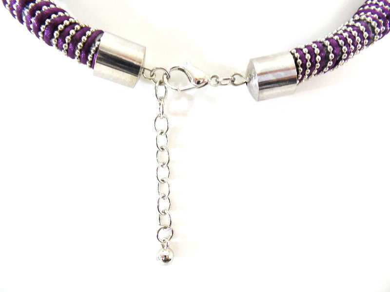 Halskette Collier 16 cm D. Band Bourdaux Knoten silber / bordauxfarbene Perlen