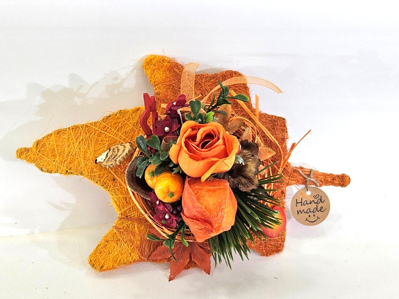 Casa-Poador Gesteck Sisalblatt Ahornblatt Physalis Rose Orange Rot Igel Apfel Pilz Holzblätter Herbst