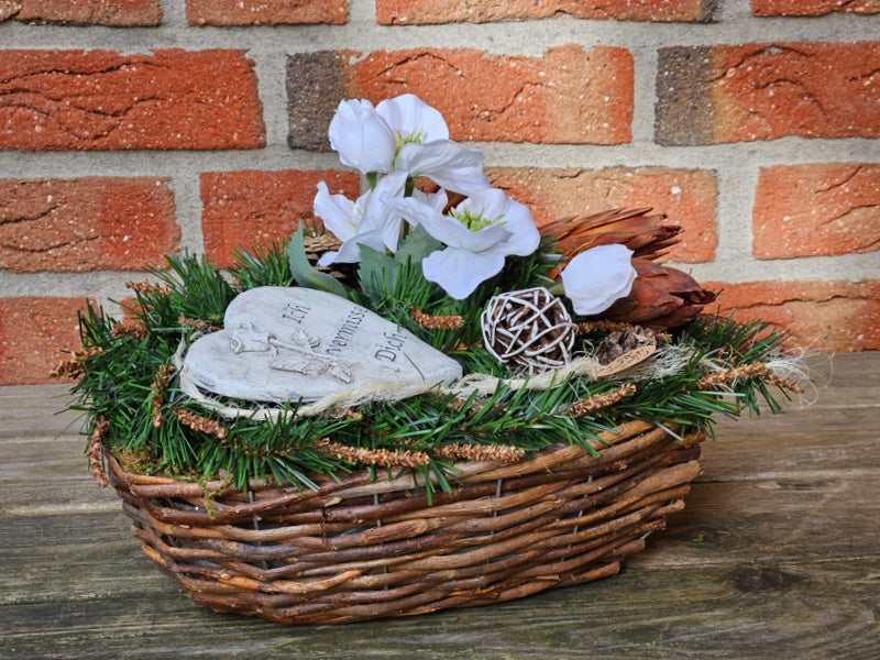 CASA - POADOR GRABSCHMUCK Herzform Christrosen Weiß Gedenkplatte Rose.